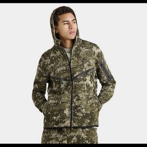 Nike Tech Fleece Windrunner Full-Zip Hoodie Green Camo HV5055-276 Men Sizes New